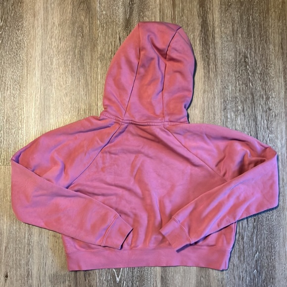 Nike Women’s Pink Cropped Hoodie - Picture 4 of 5